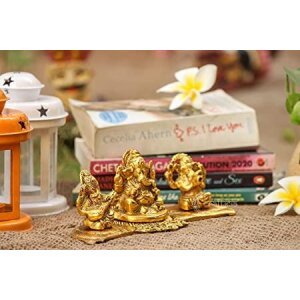 Design Gold Plated Lakshmi Ganesh Saraswati Idol With Deepak Showpiece