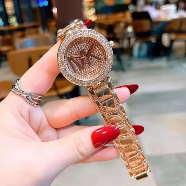 Stylish Michael Kors Watch For Women (BOT1810)