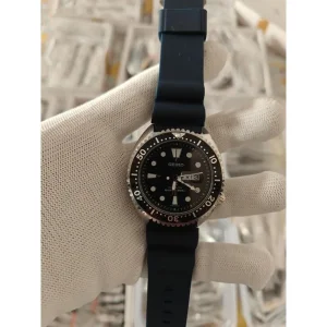 Stylish Seiko Watch For Men (SW520)