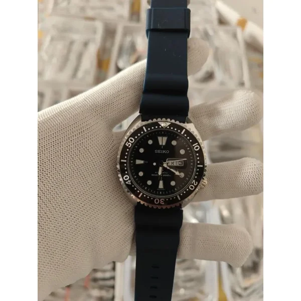 Stylish Seiko Watch For Men (SW520)