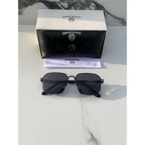 Stylish Chrome Heart Sunglasses For Men (BOT2094)