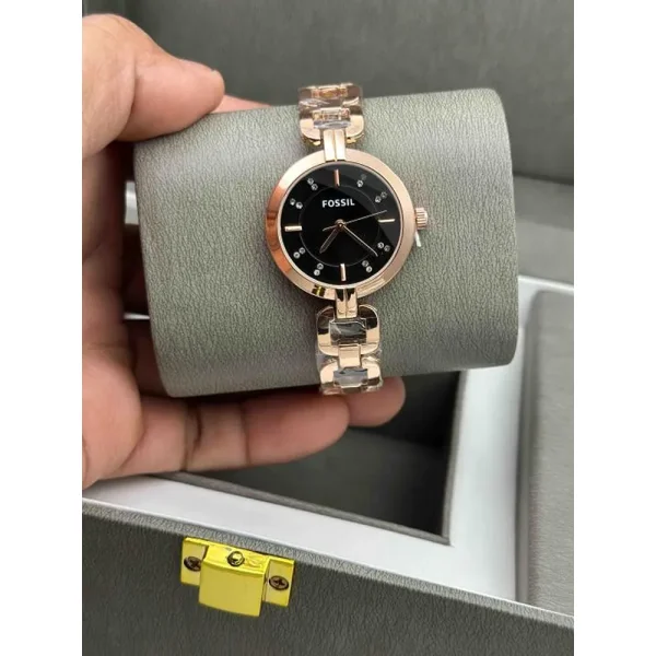 Trendy Fossil Watch For Women (SUP821)