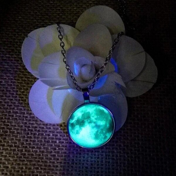 New Glowing Moon Necklace - Image 2