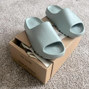 Adidas Yeezy Slides For Women (BSF741)