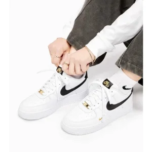 Stylish Nike Air Force 1 Golden Mini Swoosh Shoes For Men (LAB1073)
