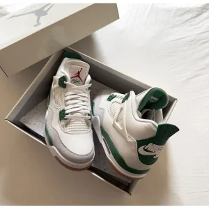 Premium Nike Air Jordan Retro 4 Pine Green Shoes For Men (LAB2821)