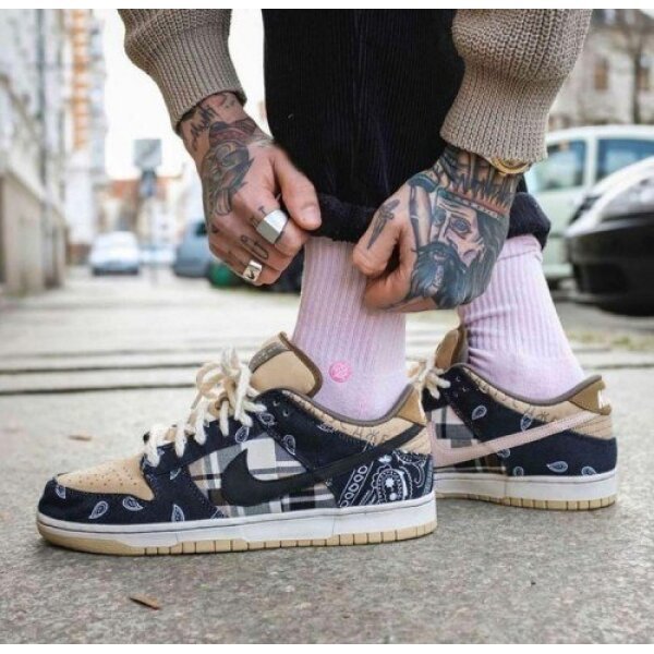 Premium Nike Sb Dunk Low Travis Scott Bandana Shoes For Men (BSF927) - Image 3