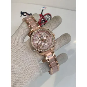 Stylish Michael Kors Watch For Women (SUP948)