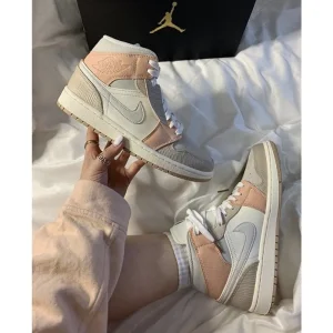 Imported Nike Air Jordan Retro 1 Mid Milan Shoes For Women (SUP3049)