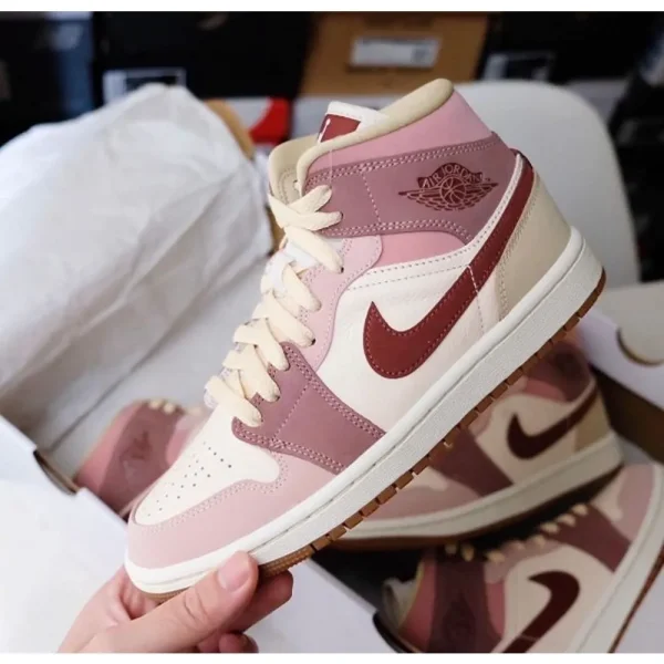 Imported Nike Air Jordan Retro 1 Pony Smokey Shoes For Women (SUP3096) - Image 3
