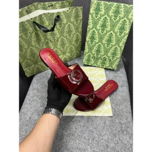 Gucci Round Interlocking Slides G In Rosso Red Leather Shiny Classic For Women (LAB1046)