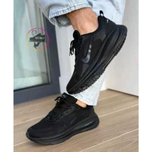 Nike Vomero Plus Shoes
