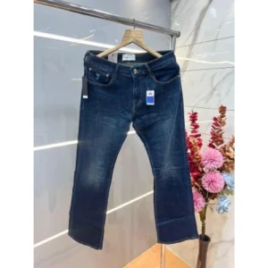 Ami Bootcut Stretchable Jeans