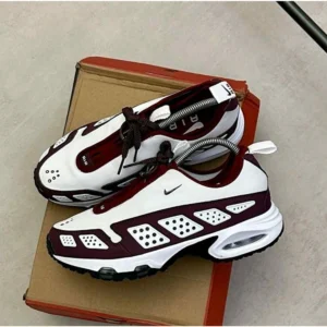 Nike Air Max Sndr Shoes