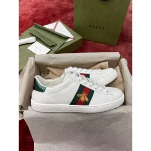 Gucci Ace Embroidered Bee Sneakers
