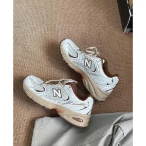 New Balance 550 Shoes