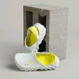 Crocs Echo Clogs