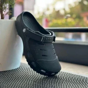 Crocs Yukon Clogs