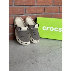 Crocs Yukon Clogs