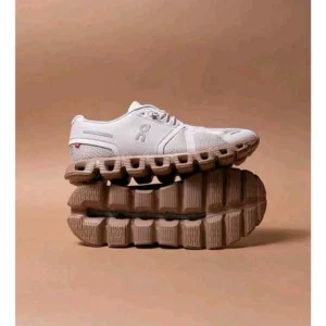 On Cloud 5 Sand Shoes
